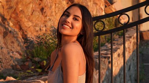 Snapchat Influencer Creates AI Powered Virtual Girlfriend On Hire For ...