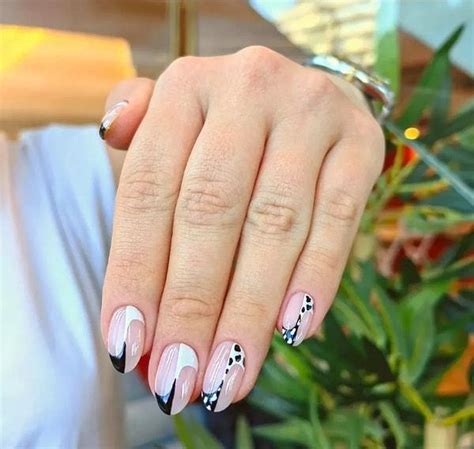 10 Must-Visit Nail Art Studios in Istanbul for Picture-Perfect Nails
