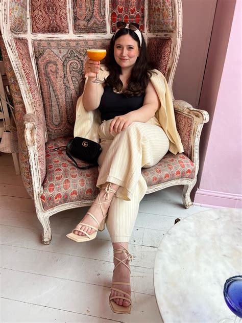 Anna Garcia (@annathepcoscoach) • Threads, Say more