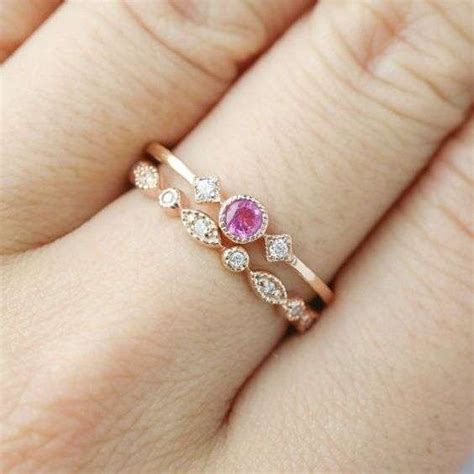 A forever ring to show your everlasting love - Simple Craft Idea