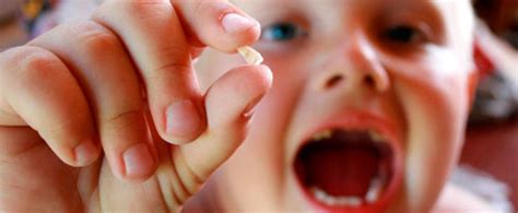 Como Arrancar Um Dente De Leite Com A Mao - COMO ARRANCAR DENTE DE LEITE | PontoXP.com