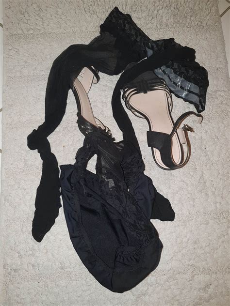 Beautiful Women, Bikni, Nylon Stockings, Art Drawings Simple, Night