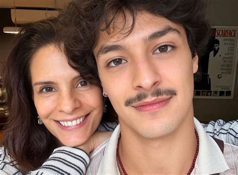 Quem É O Pai Do Filho De Helena Ranaldi - Filho de Helena Ranaldi, Pedro Waddington se prepara para ser ator ...