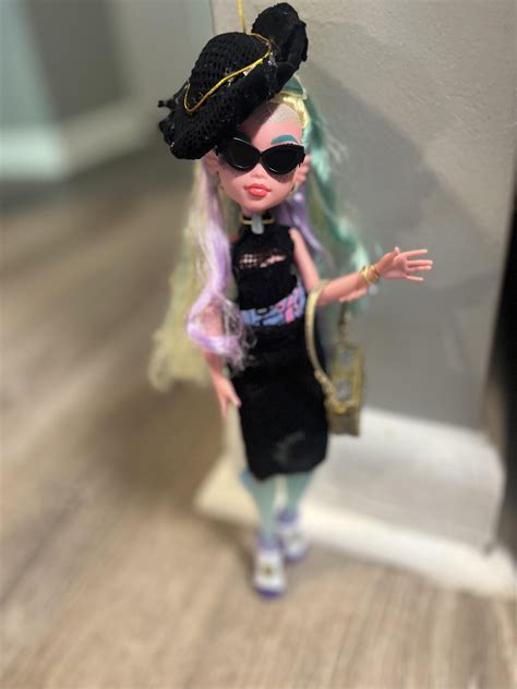 Restyled Lagoona, Clawdeena, and Draculaura! :) : r/MonsterHigh