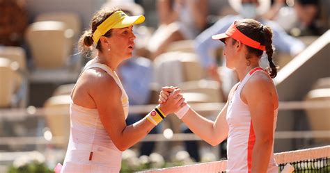 French Open 2021: Pavlyuchenkova, Krejcikova Advance to Women's Final ...