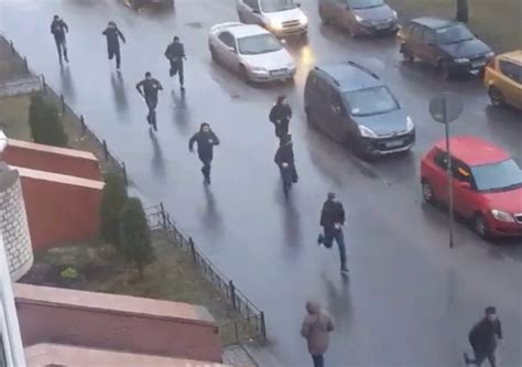 Очевидцы сняли на видео перестрелку в Санкт-Петербурге