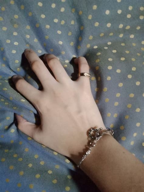 hand pics simple hand pictures simple hands