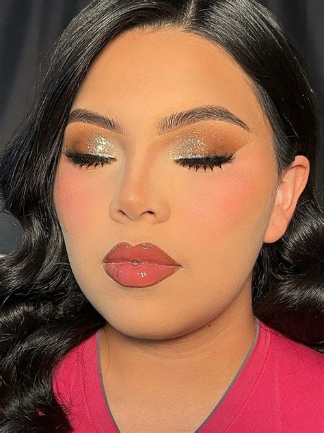 𝐀𝐬𝐡𝐥𝐞𝐲 𝐒𝐚𝐥𝐚𝐳𝐚𝐫 𝐁𝐞𝐚𝐮𝐭𝐲