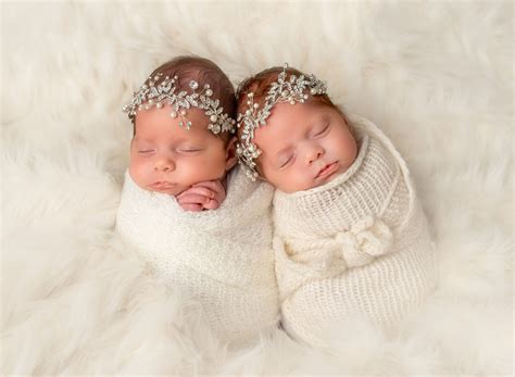 Elizabeth and Lilly ~ Identical Twin Girls Newborn Session | One Big ...