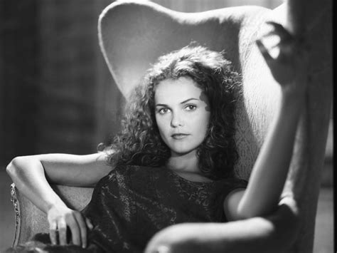 Download Keri Russell 1980 X 1200 Wallpaper Wallpaper | Wallpapers.com