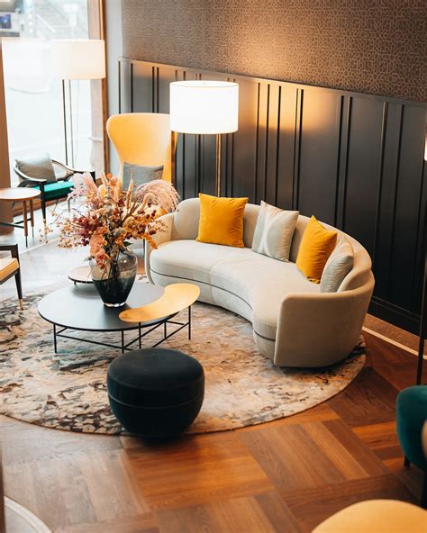 Danielle Lazier Top SF Real Estate Agent | Discount Brokerage ‘Low Fees