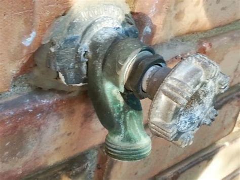 Questions about repairing/replacing outdoor faucet - DoItYourself.com ...