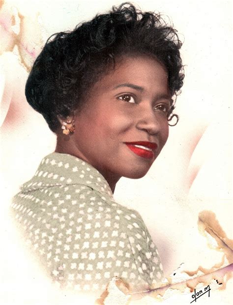 In memory of Margaret Gunderson: Obituary and service details 8