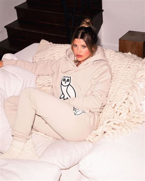 Drake Releases OVO Women’s Clothing Collection – aGOODoutfit