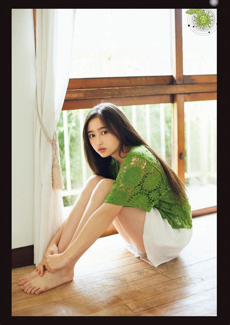 井上和 泽口爱华 澄田綾乃 宫崎想乃 FLASHスペシャル グラビアBEST 2022年9月30日増刊号 - 微图坊