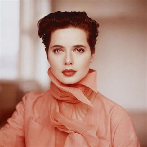 40 Stunning Portrait Photos of Isabella Rossellini in the 1980s ...