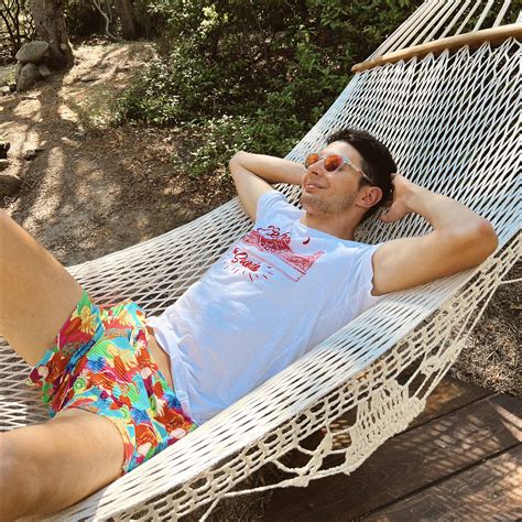 Bulges and nudes (@Bulge_19) / Twitter