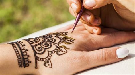 The 5-Minute Fix: Say Goodbye To Henna