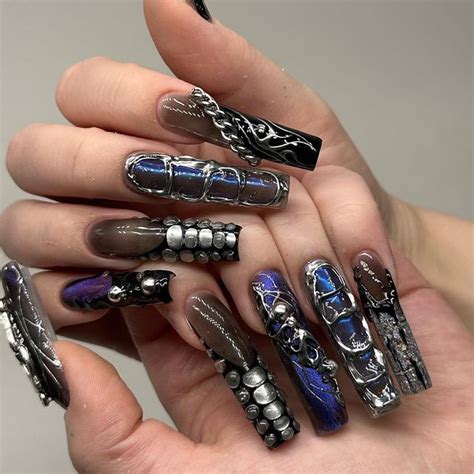 Арт маникюр Москва on Instagram: " ️‍🔥 Черный и блестки от @rocknail ...