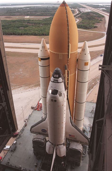 ESA - STS-98 Space Shuttle Atlantis