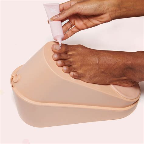 Cuticle Remover - Olive & June- your BFF for all things nails. – Olive