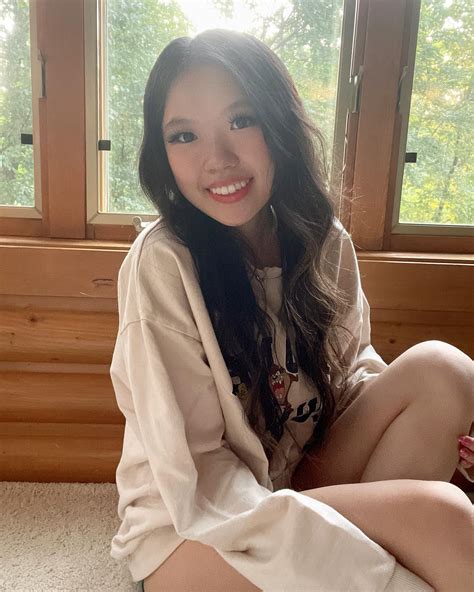 jade ⊹˚.♡ (@jadeee.ho) • Instagram photos and videos