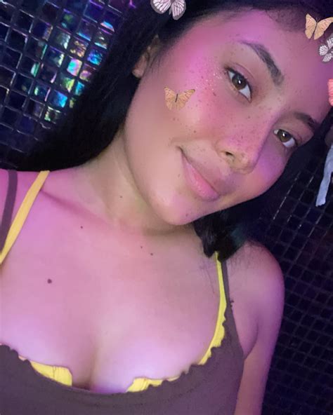 Yulissa Rivas (@yulissa.rivasm) • Instagram photos and videos