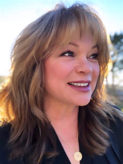 Valerie Bertinelli | Hair cuts, Layered haircuts for medium hair, Thick