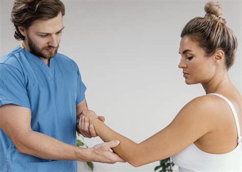 Can Massage Therapy Relieve Carpal Tunnel Pain Naturally?