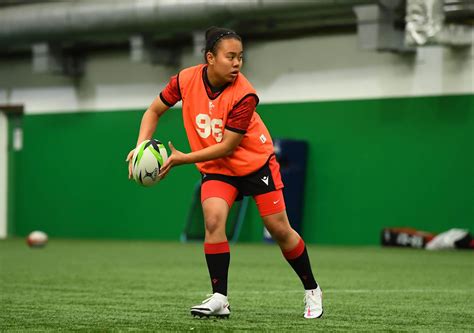 Former Scarlets U18s captain Jenna De Vera named in Wales Women’s Six