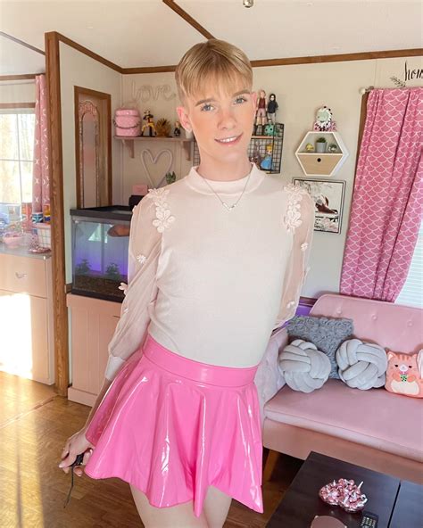 bubblegum boy 💕 : r/crossdressing