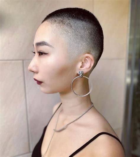 坊主美人, 美坊主図鑑 素顔 – FTJVY