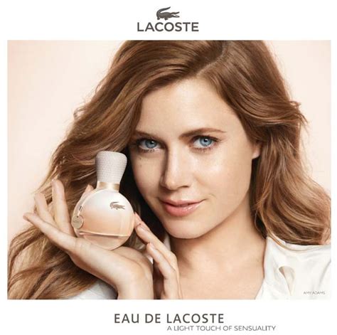 fashion beauty  eau de lacoste algodon puro sobre la piel