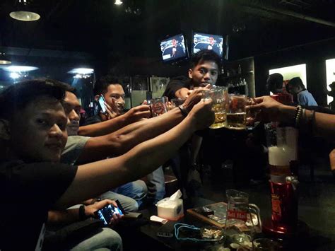 KABAR KABARI DONG : Malang Nightlife: Best Bars, Clubs and Spas