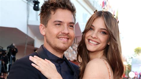 Bárbara Palvin y Dylan Sprouse revelan detalles de su compromiso y ...