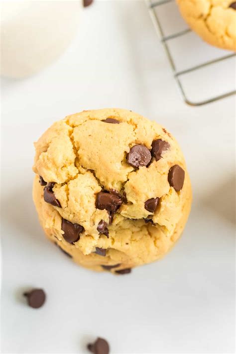 How To Make Chocolate Chip Cookies From Yellow Cake Mix at Elijah ...