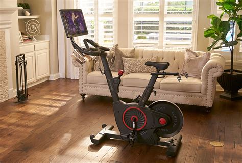 Echelon Vs Peloton: Knowing The Difference | FREEYORK