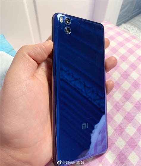 В мережі показали фото водонепроникного смартфона Xiaomi - ВСВІТІ