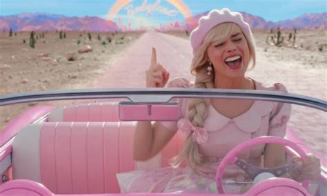 Jennifer Connelly’s The Hot Spot Photos Are Breaking the Internet—Here