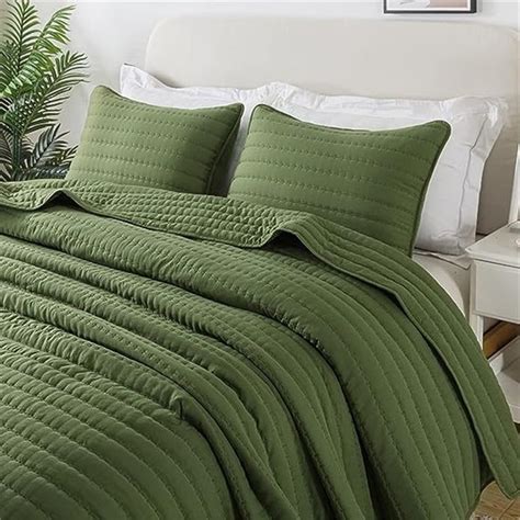 Quilts and Bedspreads | Quilt sets bedding, Quilt bedding, Coverlet bedding