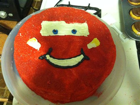 mcqueen lightning cake 9