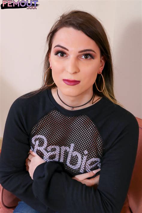 Sasha Bunni - Shemale lányok