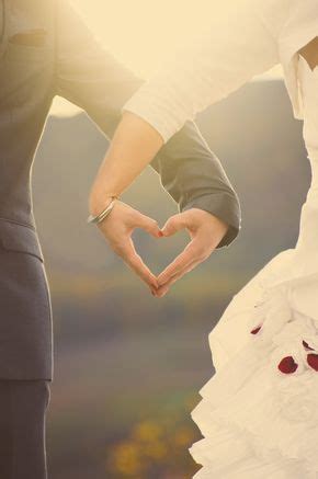 Pin by Harshita Raghuwanshi on my love | Pre wedding photoshoot outdoor ...