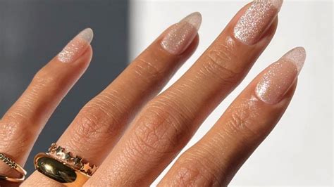 Sheer Sparkle Nails Are The Glazed Donut's Cute Little Sister | Glamour UK