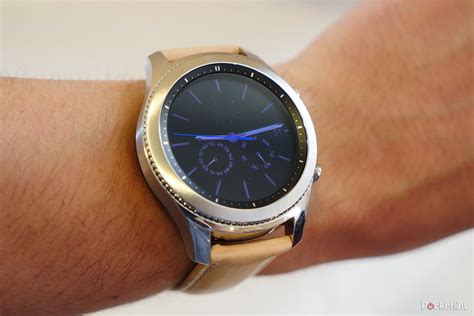 samsungs gear   launch  galaxy   wear os