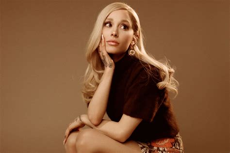 5 Things You Didn't Know About The Ariana Grande Nude Image Controversy Image 5