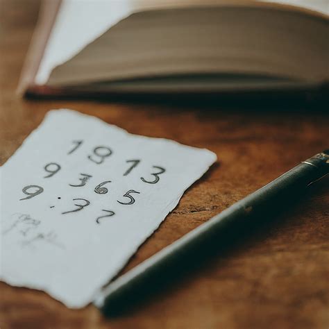 Guides explain the lands end phone number system for fast service 2