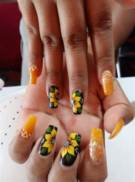 Sunflower summer nail trendy nail acrylic sunflower nail art designs ...