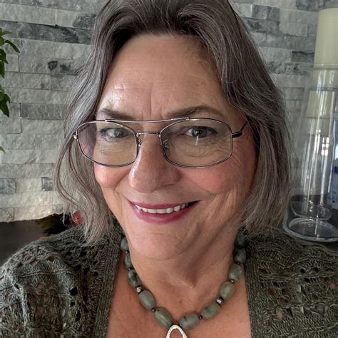 Creative... - Creative Fire Studio, Beverly Oliwa, Artist