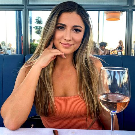 ‘Love Is Blind’ Season 3 Star Colleen Reed: 5 Things to Know | Us Weekly